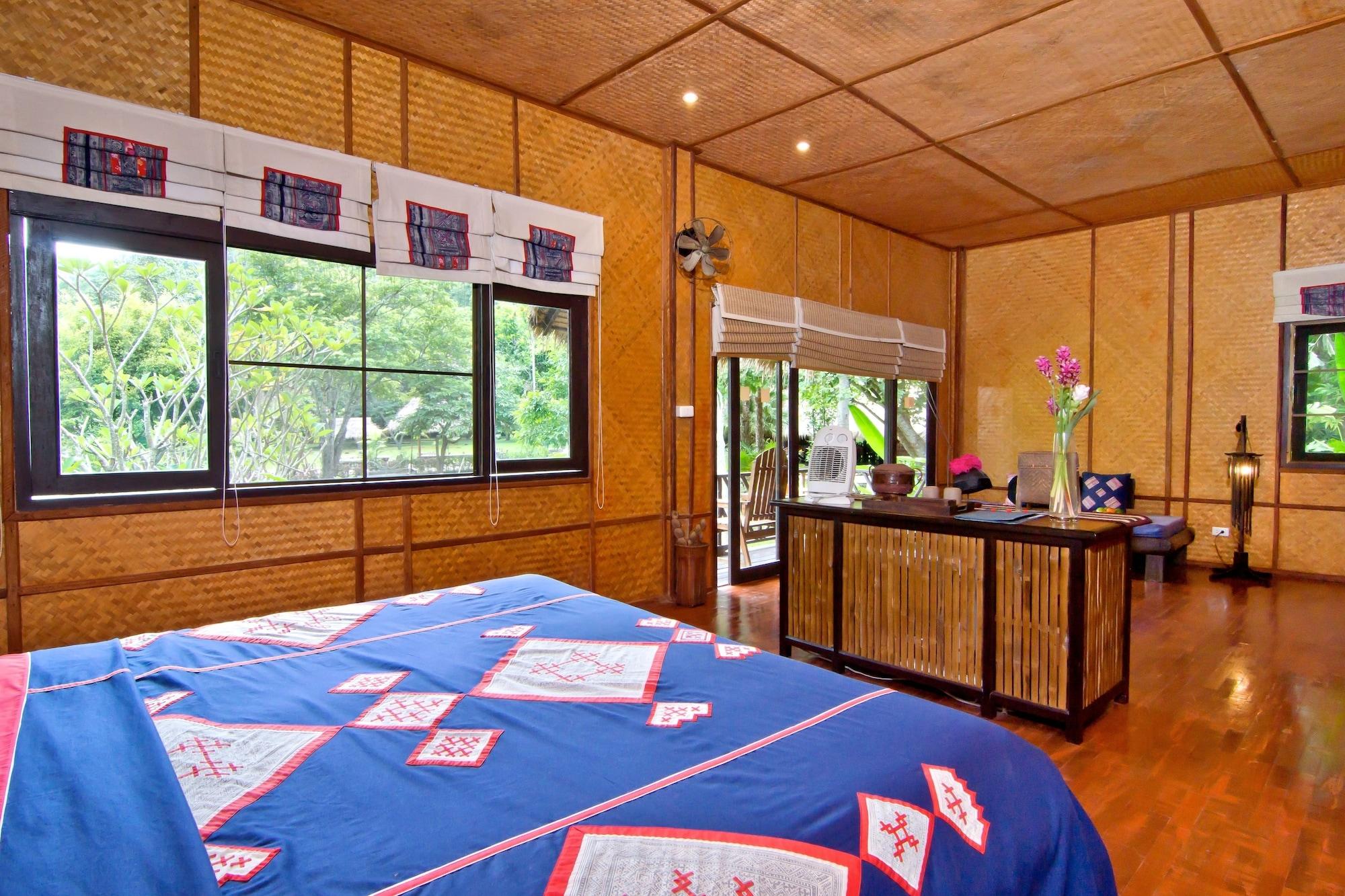 Hmong Hilltribe Lodge Mae Rim Extérieur photo