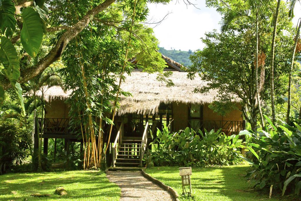 Hmong Hilltribe Lodge Mae Rim Extérieur photo