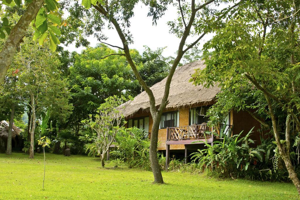 Hmong Hilltribe Lodge Mae Rim Extérieur photo