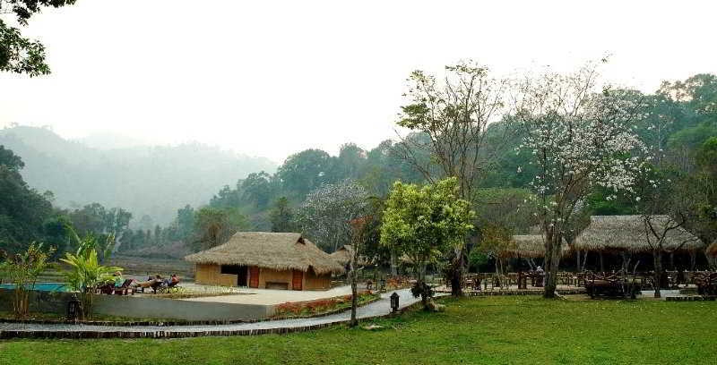Hmong Hilltribe Lodge Mae Rim Extérieur photo