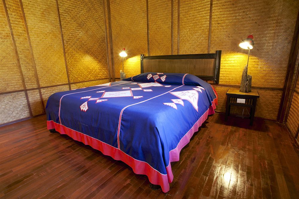 Hmong Hilltribe Lodge Mae Rim Extérieur photo